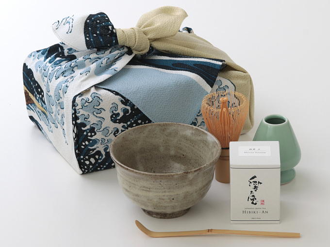 [New] FUROSHIKI Gift Matcha Set - CHIRIMEN NAMIURA pattern